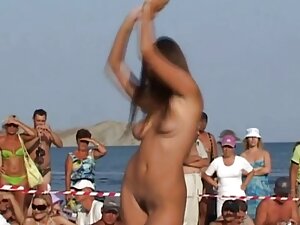 Buxom Milf Ava bokep ...